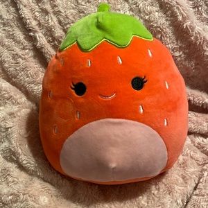 Small Strawberry Squishmellow NO TAG